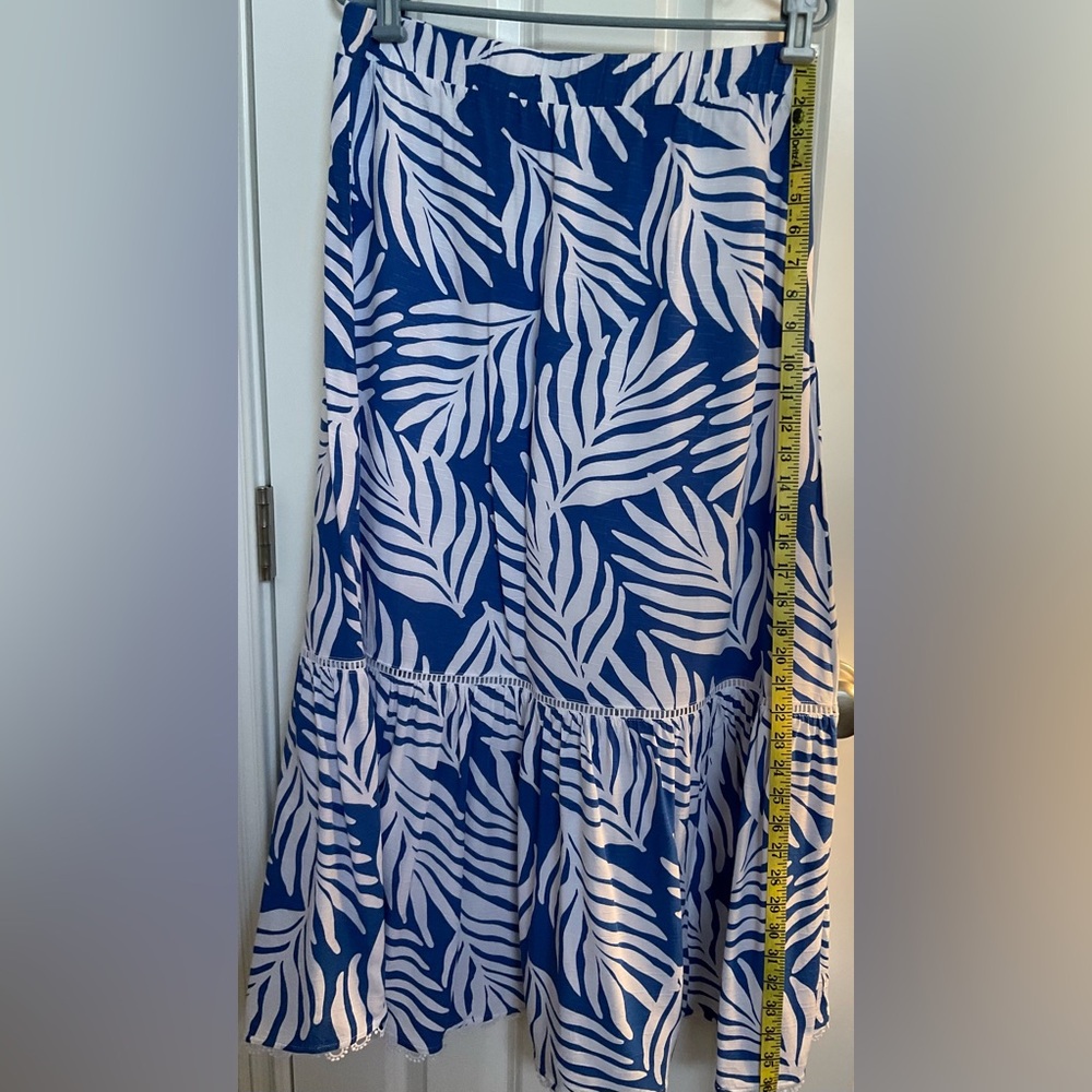 Cato Blue and White Leaf Print Maxi Skirt